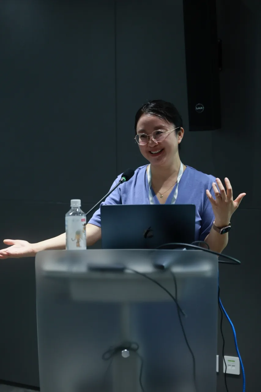 Lusha Zhu speaking at EGAI 2025